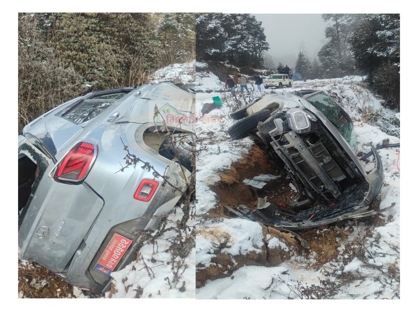 हिउँमा चिप्लिएर कालिञ्चोक जाँदै गरेको कार दुर्घटना