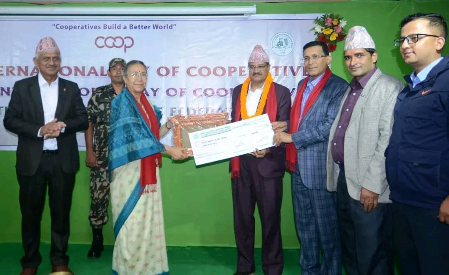 देशभरकै उत्कृष्ट संघ बन्यो ‘जिल्ला सहकारी संघ दोलखा’