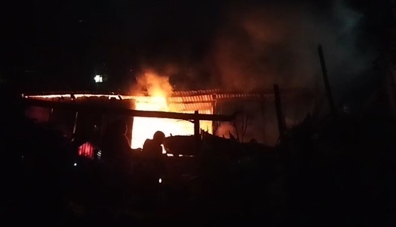 भीमेश्वर नगरपालिका–६ को एक कच्ची घरमा आगोलागी