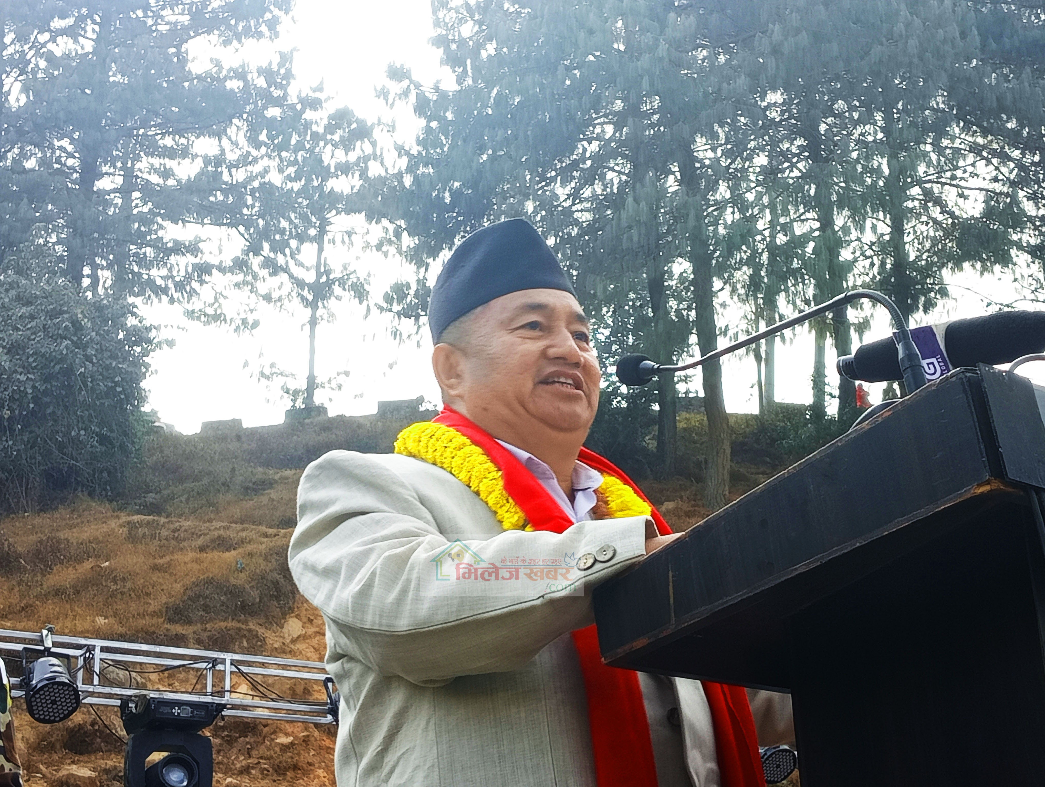 विदेश जाने युवालाई देशमा राख्न उद्योग धन्दा सञ्चालन गर्नुपर्छः मुख्यमन्त्री लामा