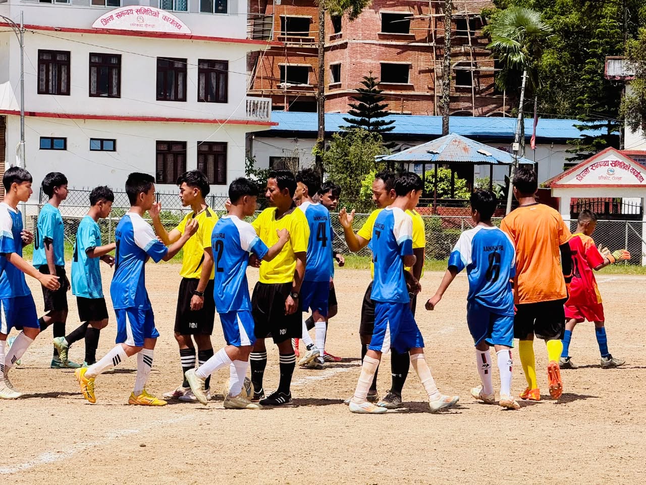 जिल्लाव्यापी अन्तर विद्यालयस्तरीय फुटबल लिग प्रतियोगितामा शनिबार ३ खेल सम्पन्न