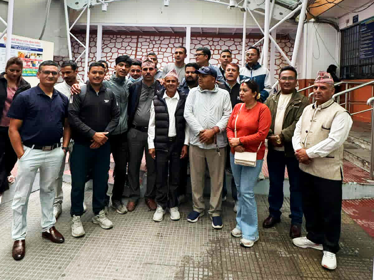 मनिषको उपचारका लागि च्यामा–काठमाडौं सेवा समाजद्वारा ५ लाख बढी रकम सहयोग